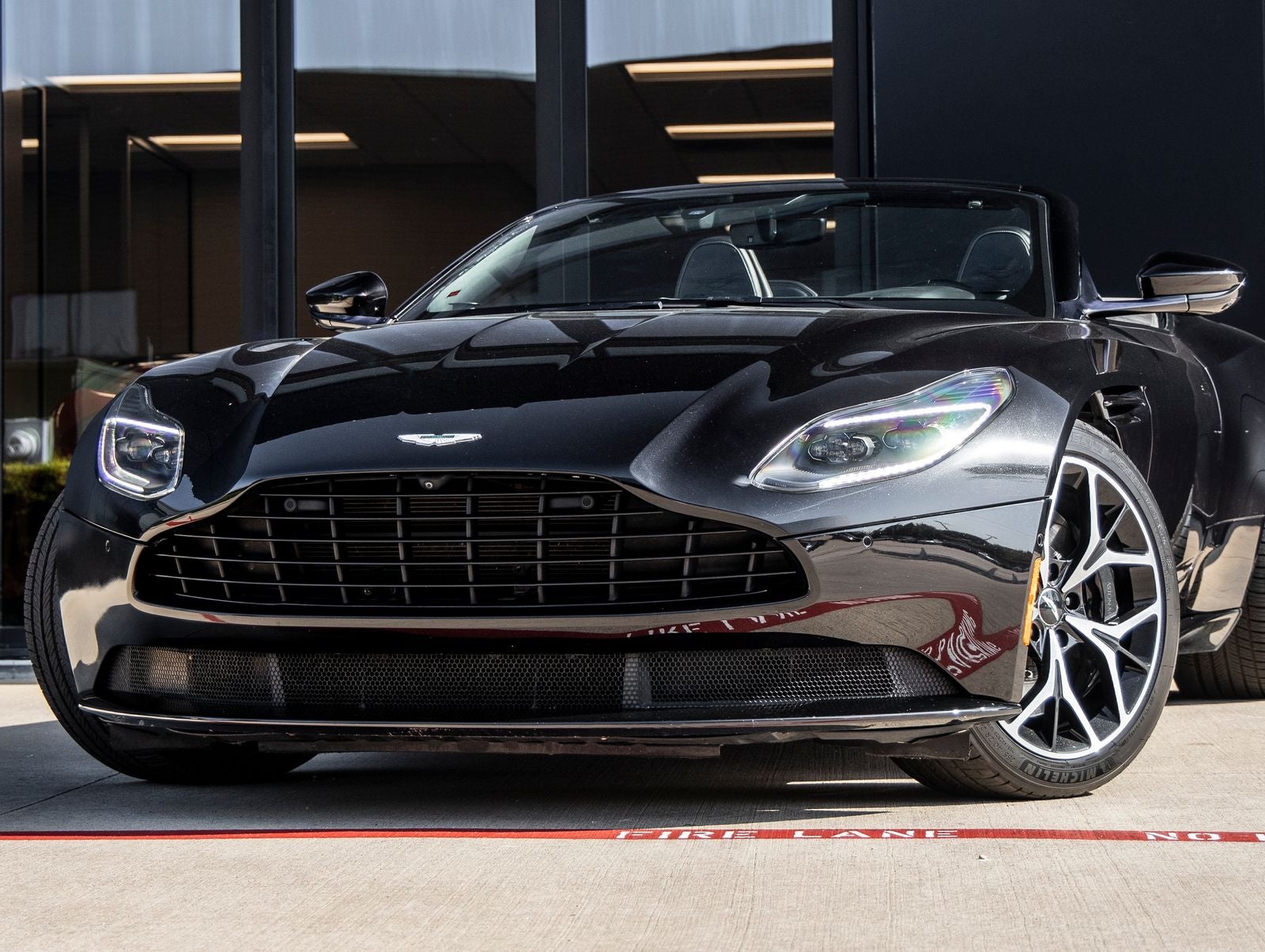 2019 Aston Martin DB11 Volante