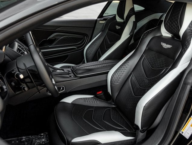 2022 Aston Martin DBS Superleggera