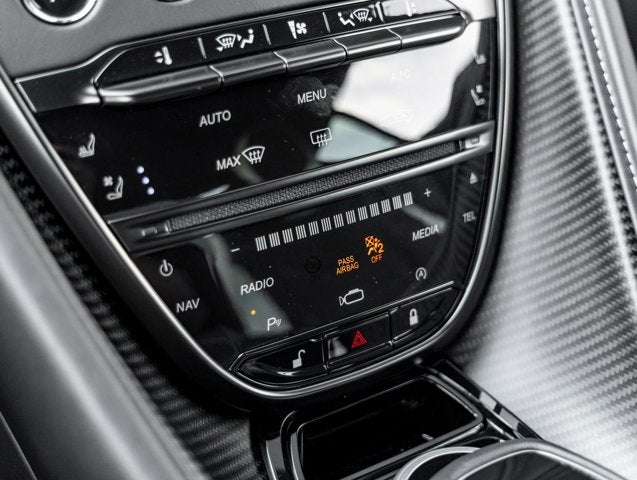 2022 Aston Martin DBS Superleggera