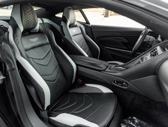 2022 Aston Martin DBS Superleggera