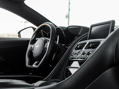 2022 Aston Martin DBS Superleggera