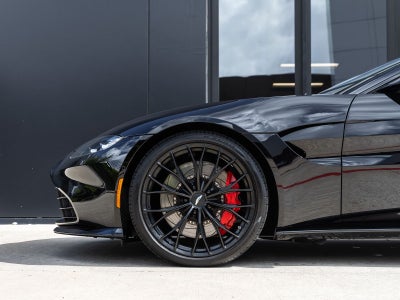 2023 Aston Martin Vantage Base