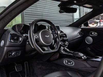 2023 Aston Martin Vantage Base