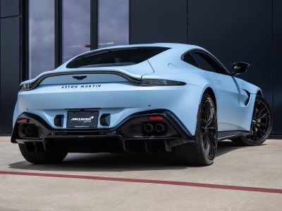 2022 Aston Martin Vantage Base