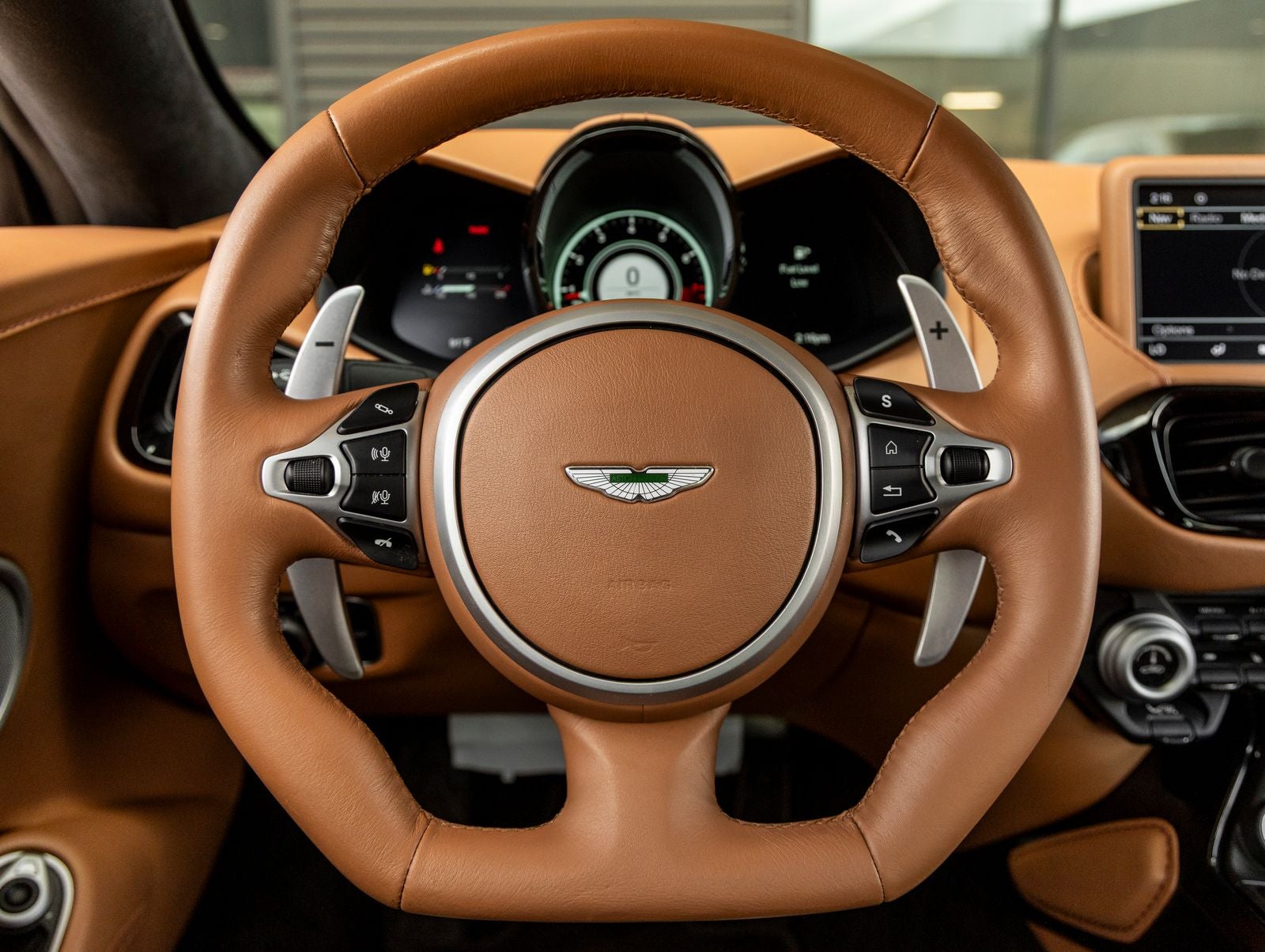 2020 Aston Martin Vantage Base