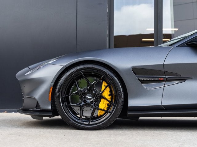 2025 Aston Martin Vanquish V12