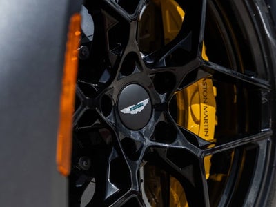 2025 Aston Martin Vanquish V12