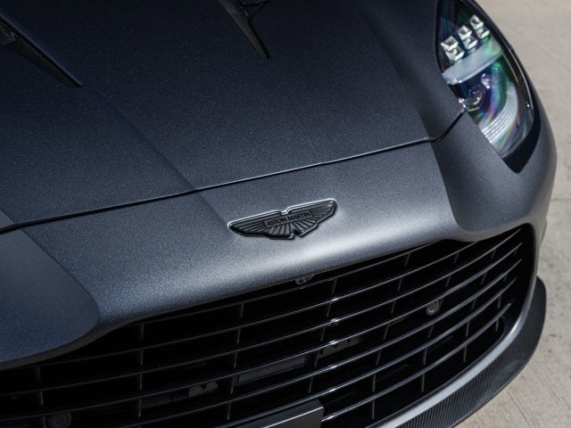 2025 Aston Martin Vanquish V12