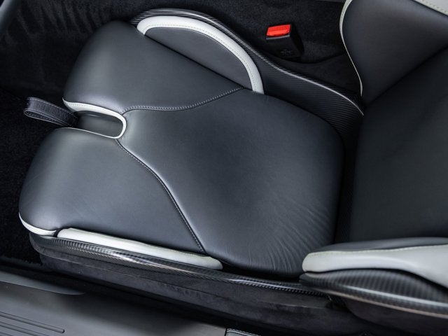 2025 Aston Martin Vanquish V12