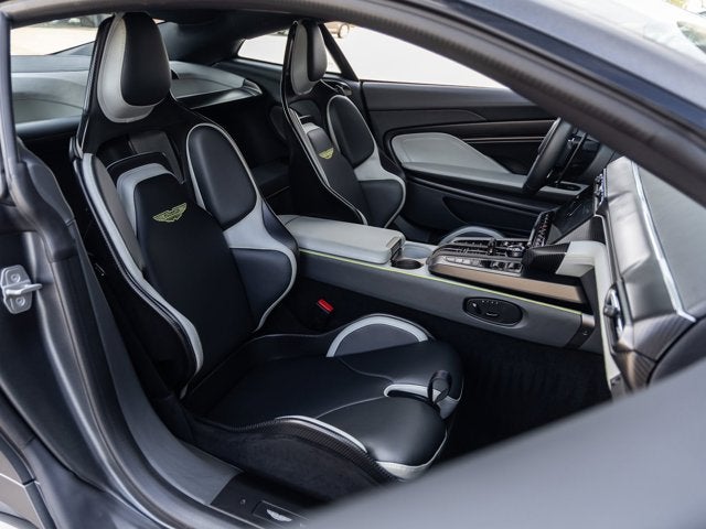 2025 Aston Martin Vanquish V12