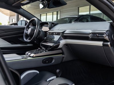 2025 Aston Martin Vanquish V12