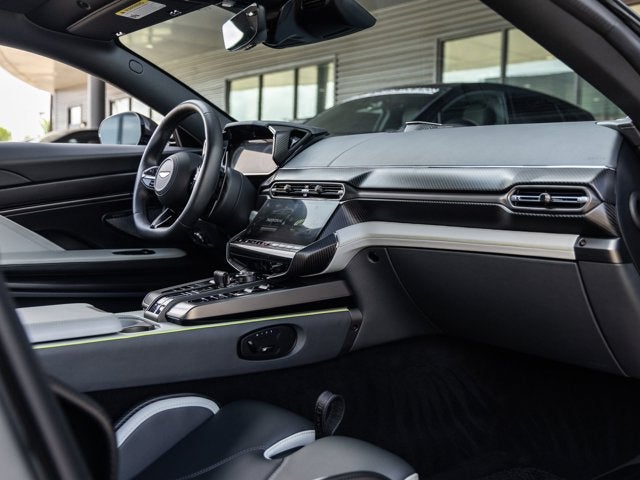 2025 Aston Martin Vanquish V12