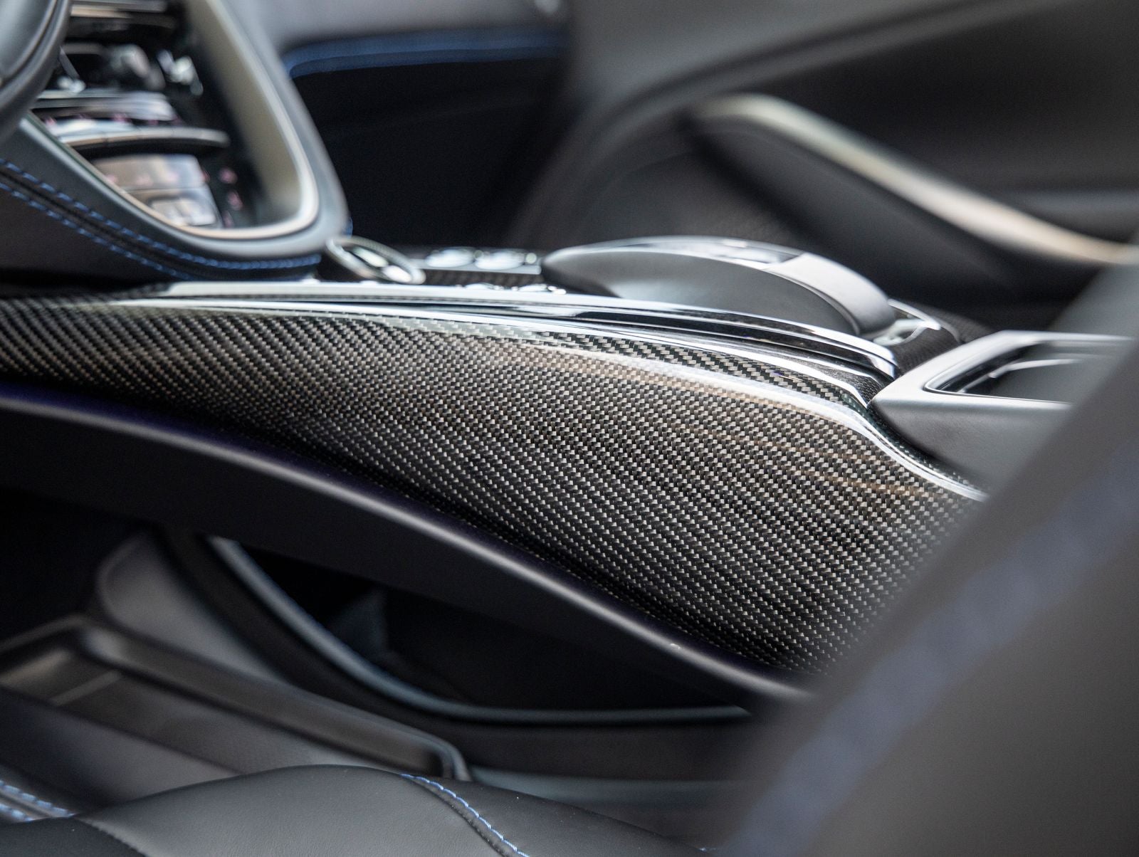 2023 Aston Martin DBX 707