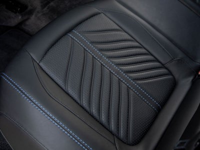 2023 Aston Martin DBX 707