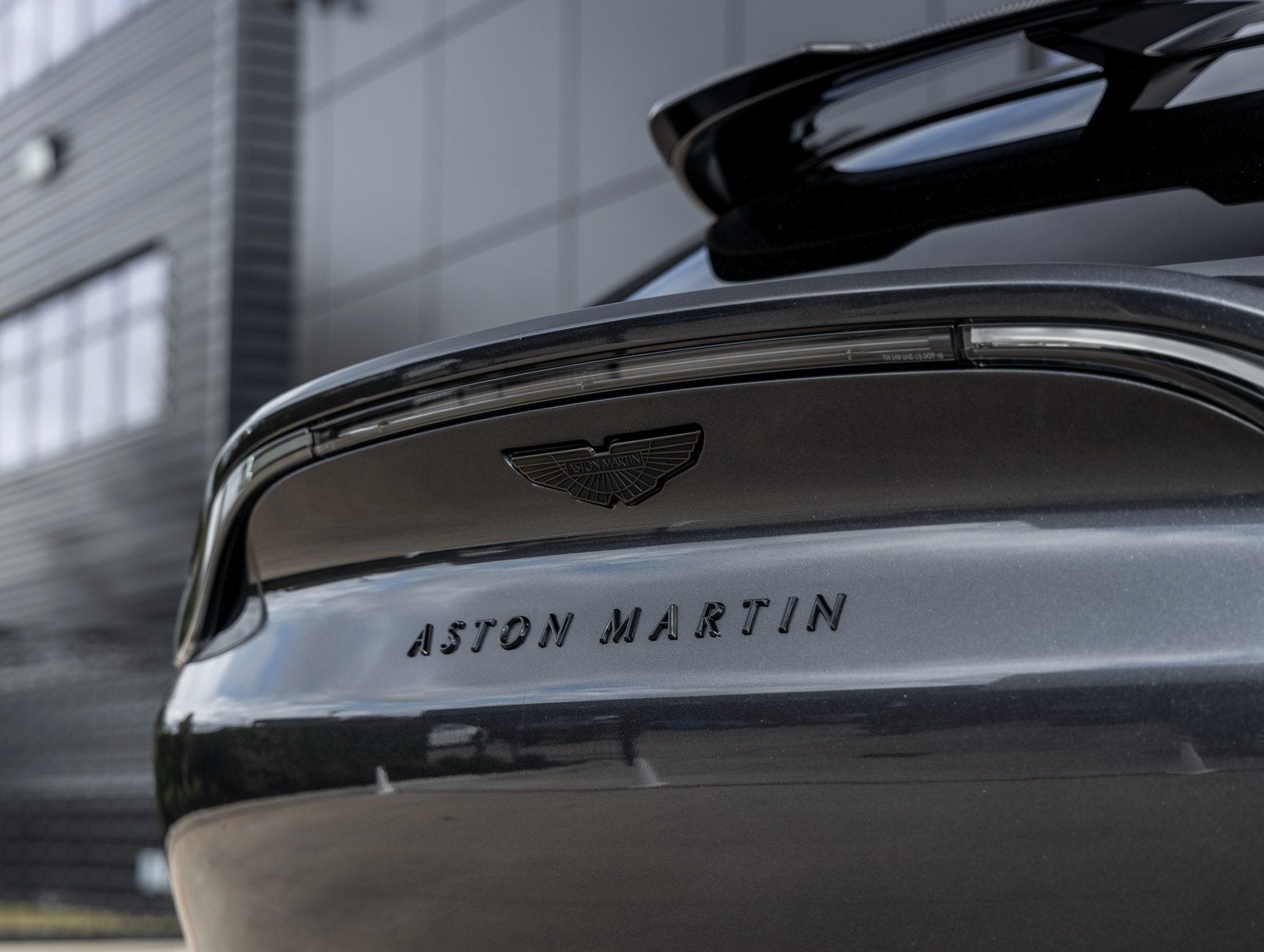 2024 Aston Martin DBX 707