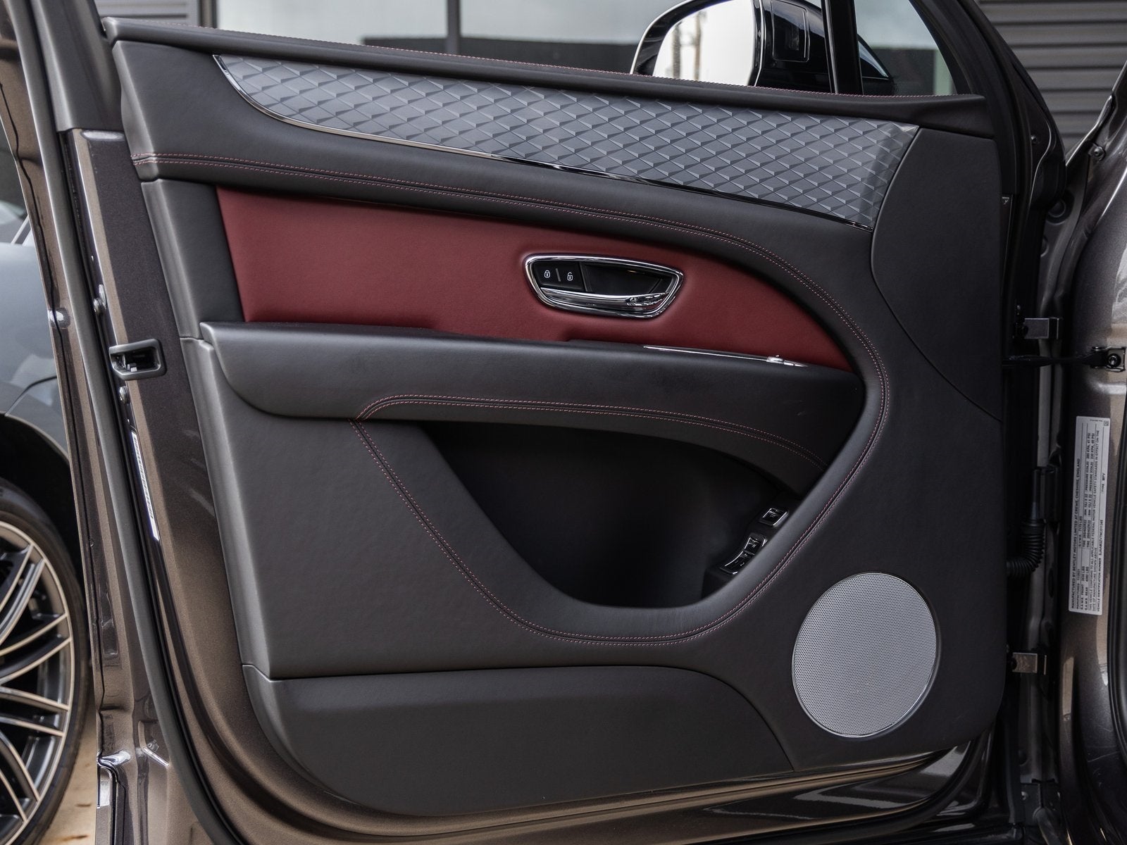 2022 Bentley Bentayga V8