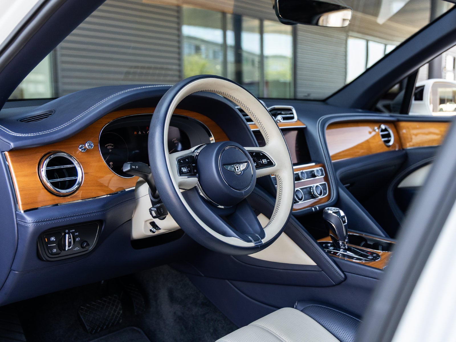2021 Bentley Bentayga V8