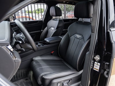 2023 Bentley Bentayga Base