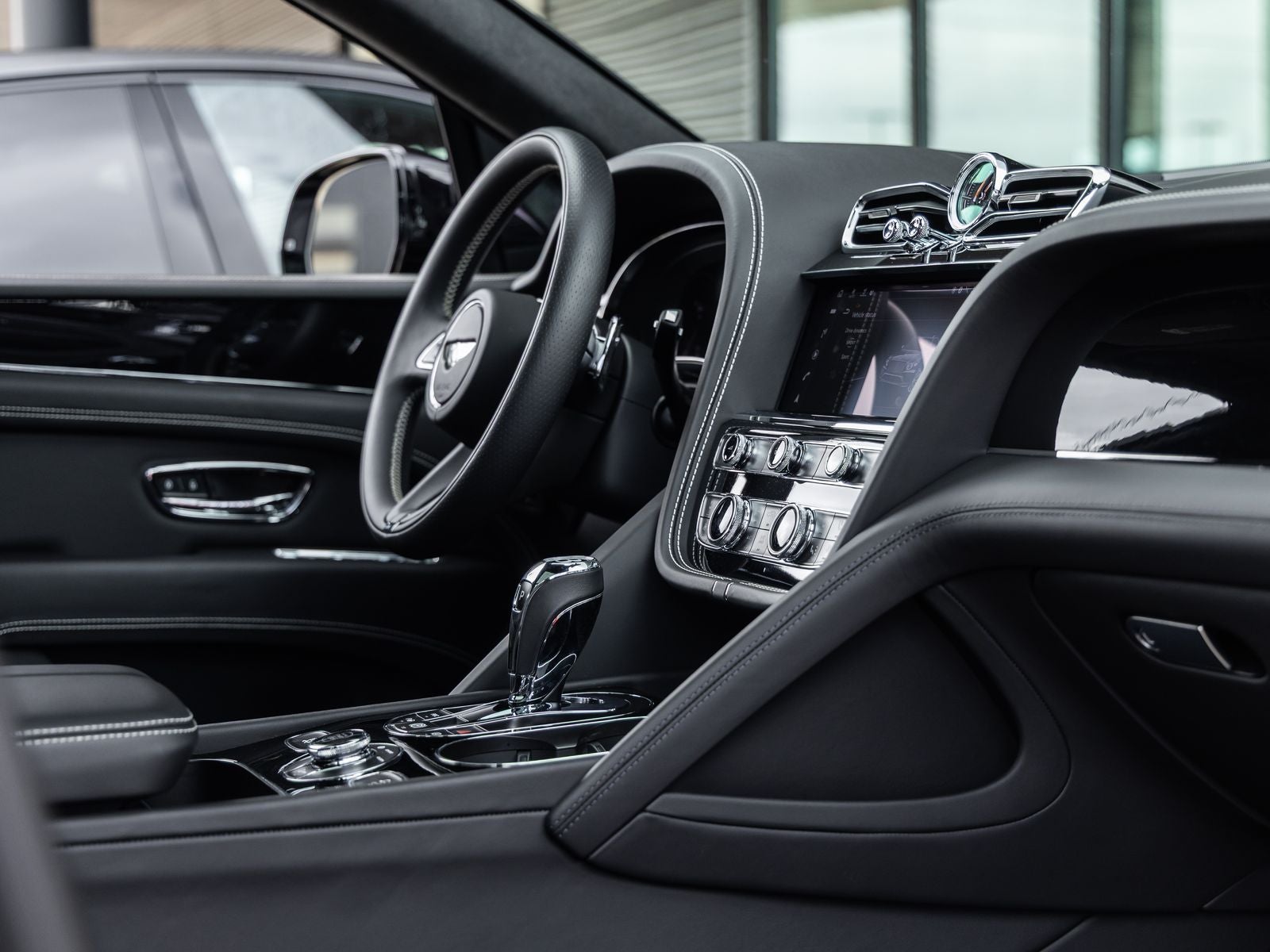 2023 Bentley Bentayga Base