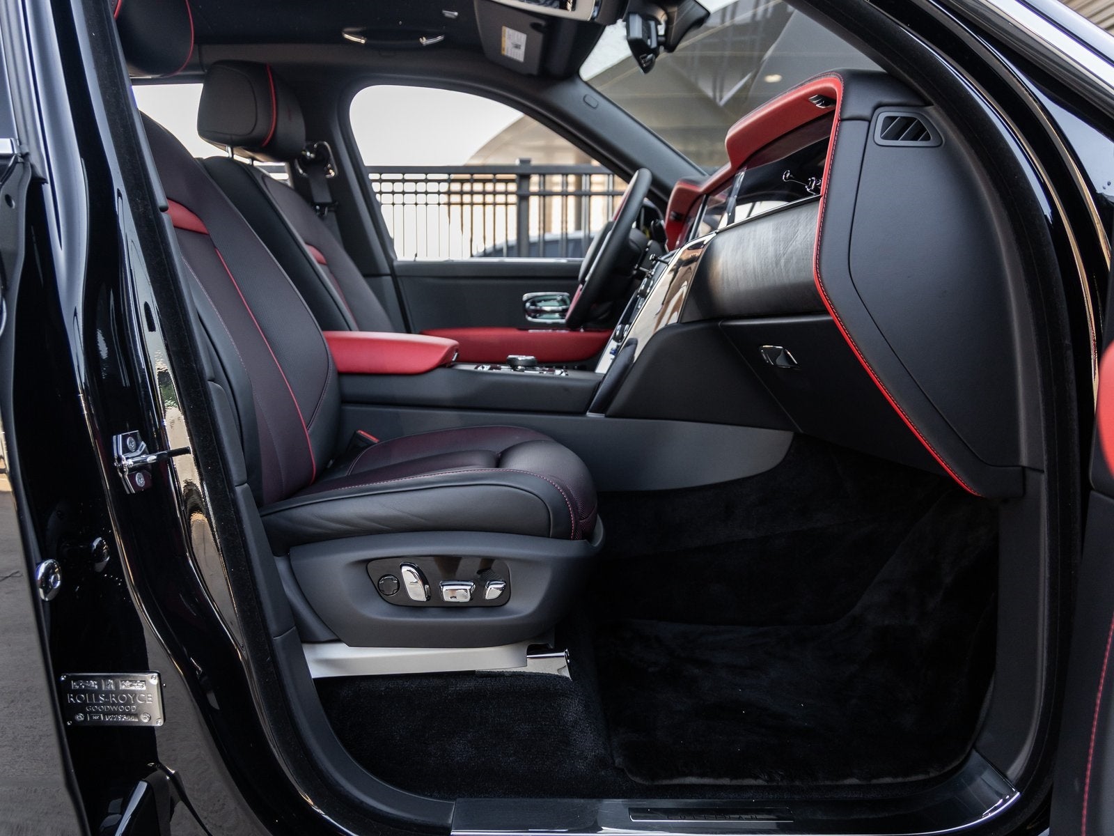 2025 Rolls-Royce Cullinan 