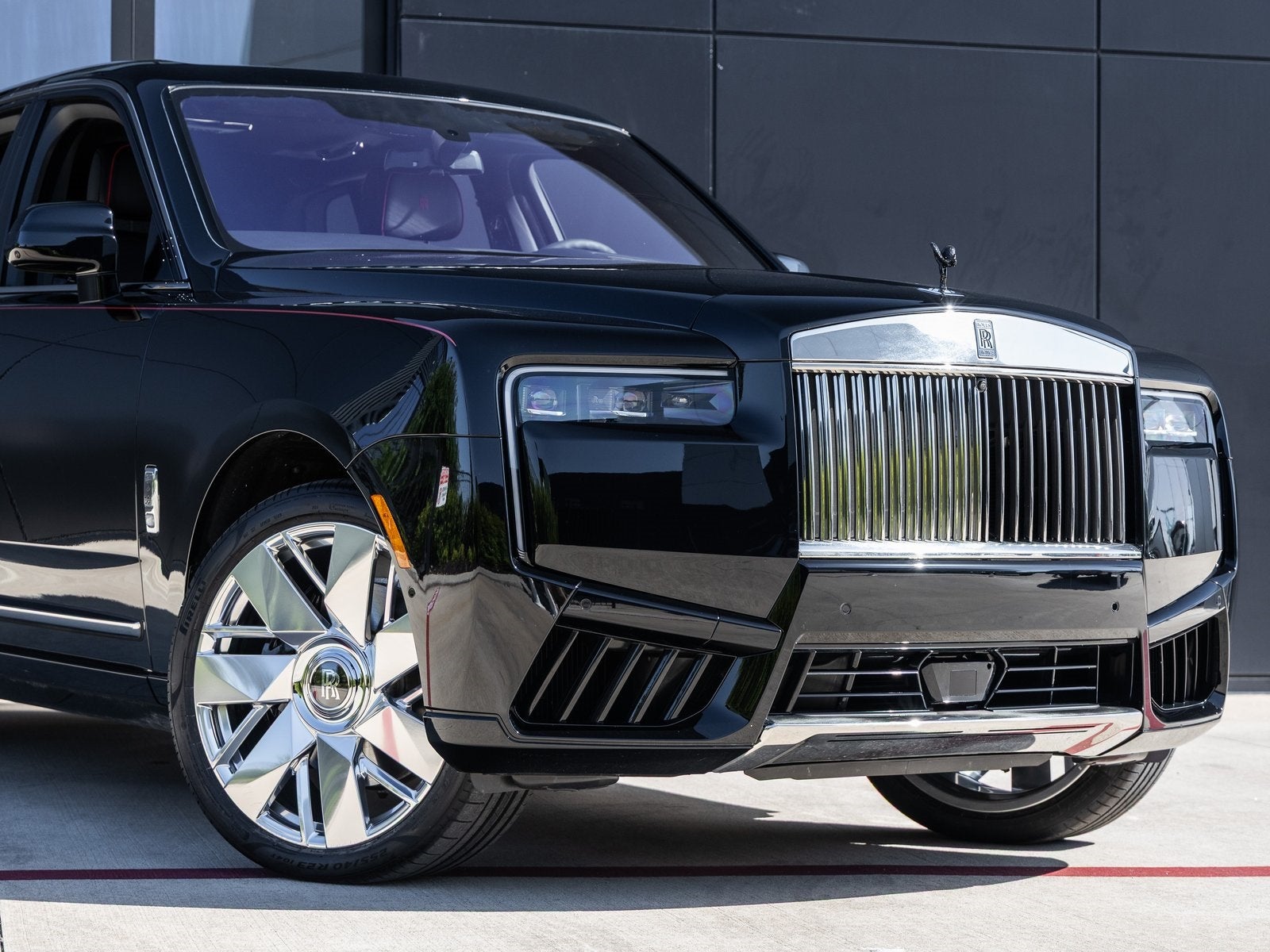2025 Rolls-Royce Cullinan 
