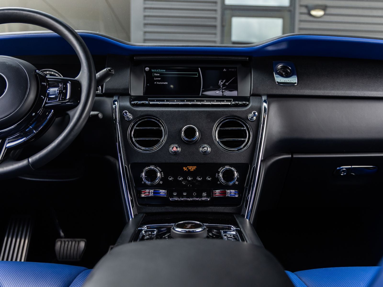 2022 Rolls-Royce Cullinan 