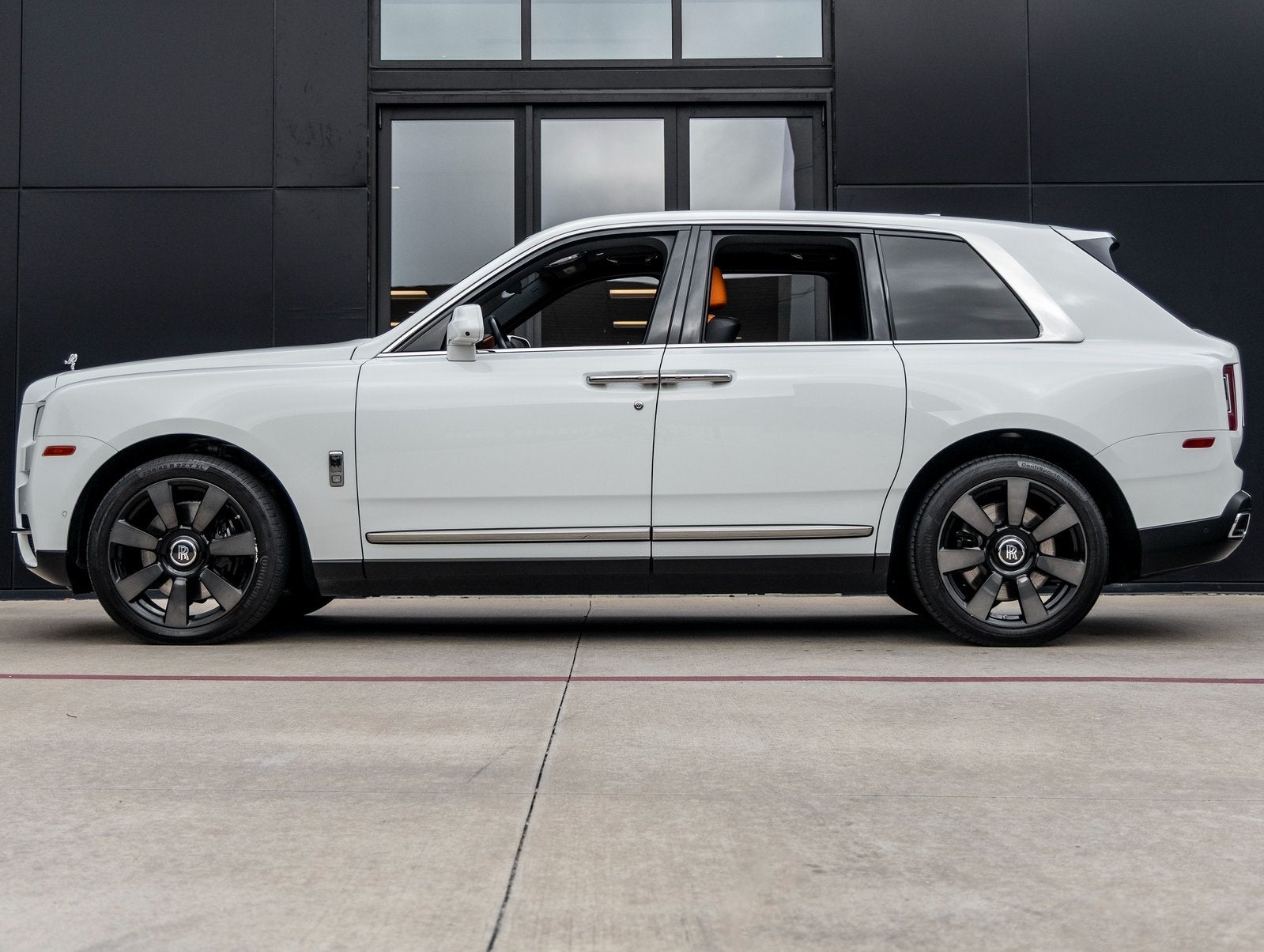 2022 Rolls-Royce Cullinan Base