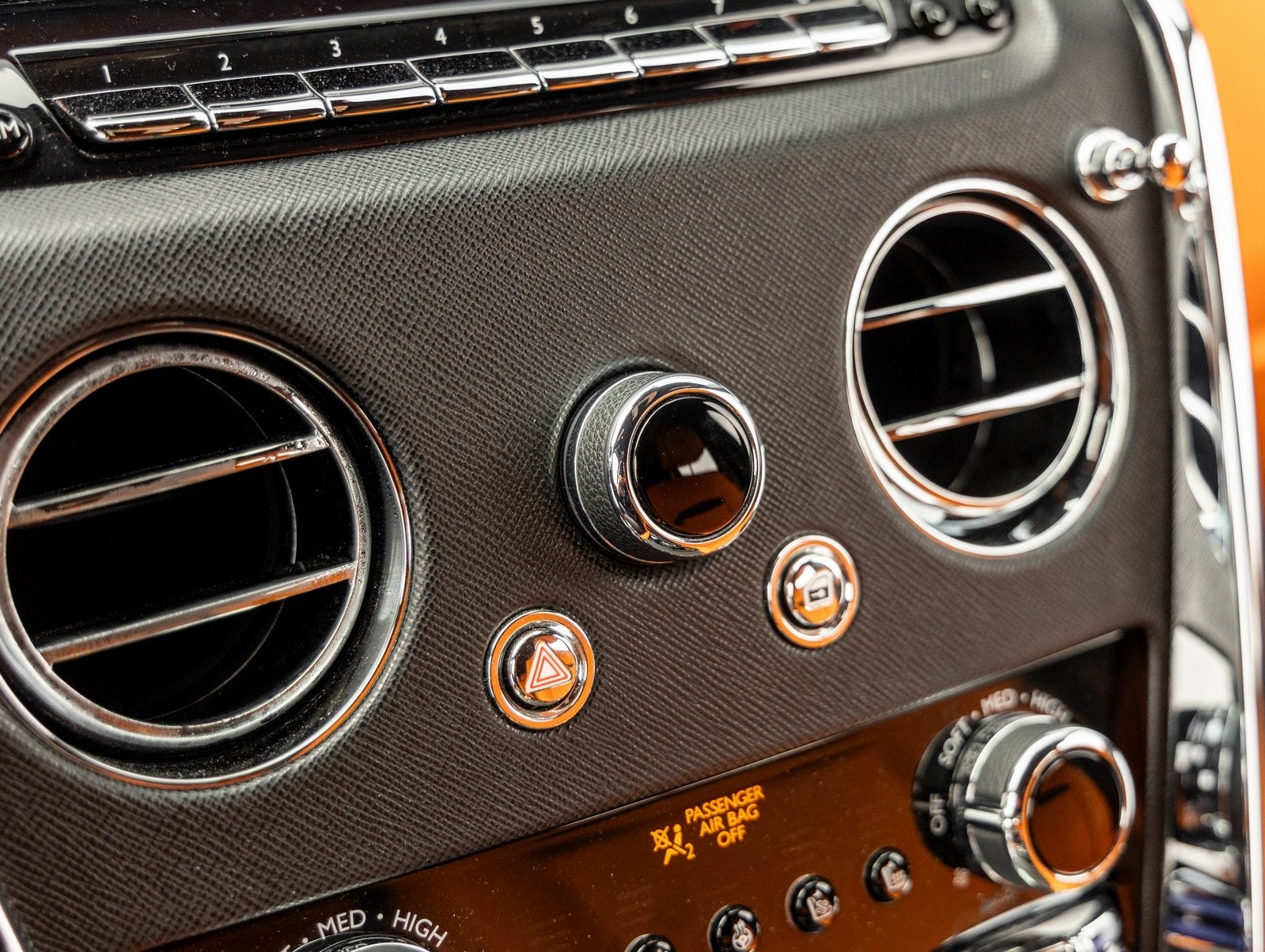 2022 Rolls-Royce Cullinan Base