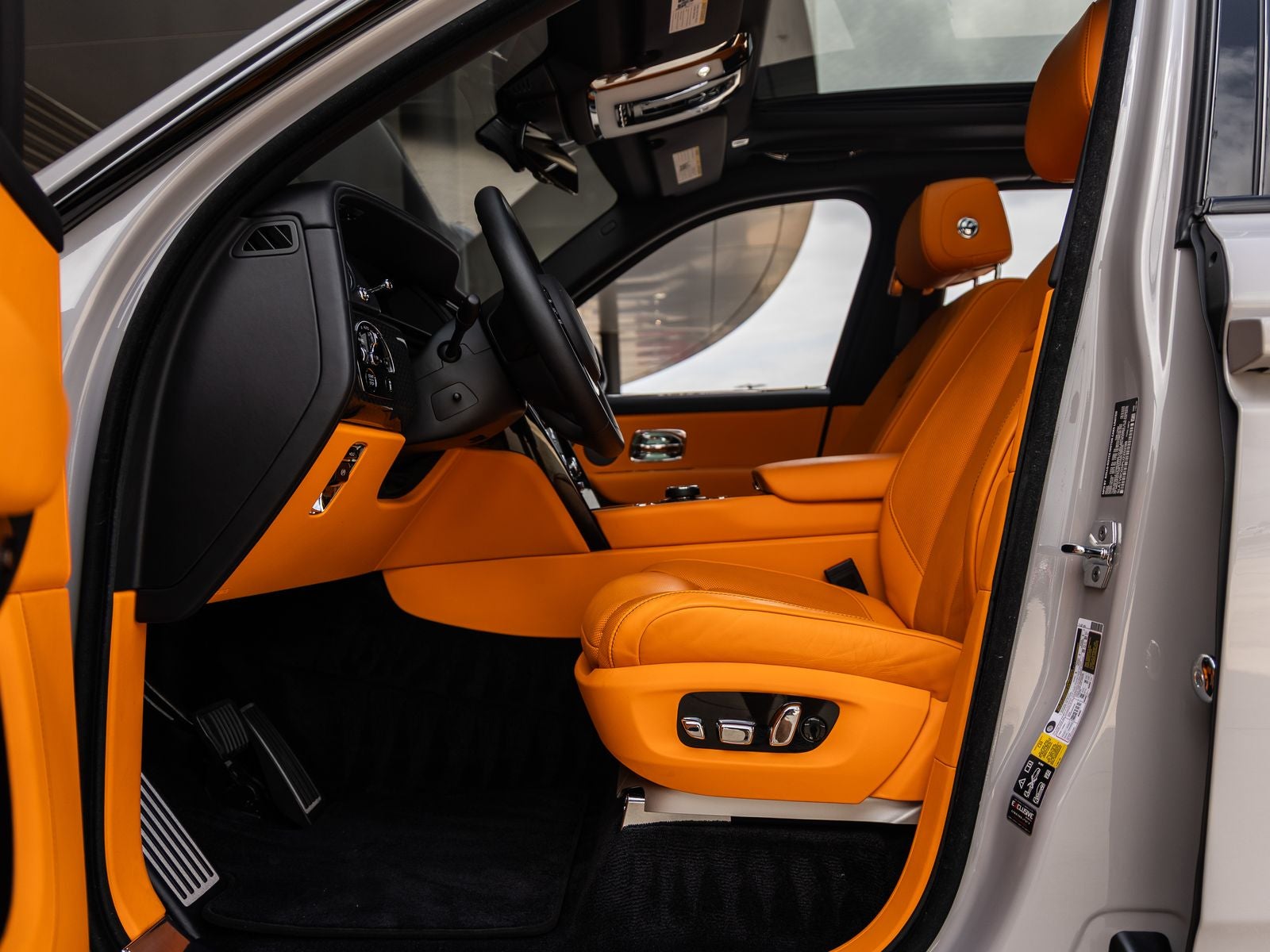 2023 Rolls-Royce Black Badge Cullinan Black Badge