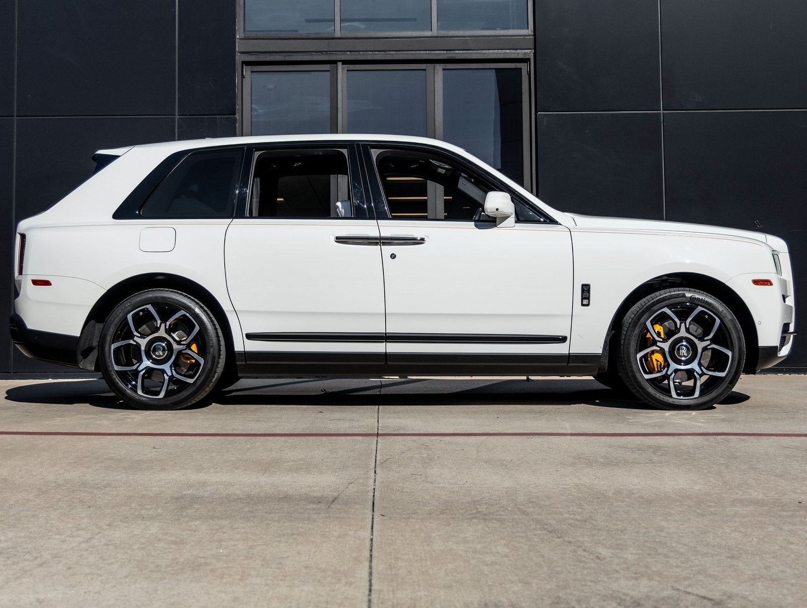 2024 Rolls-Royce Black Badge Cullinan Black Badge