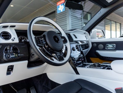 2024 Rolls-Royce Black Badge Cullinan Black Badge