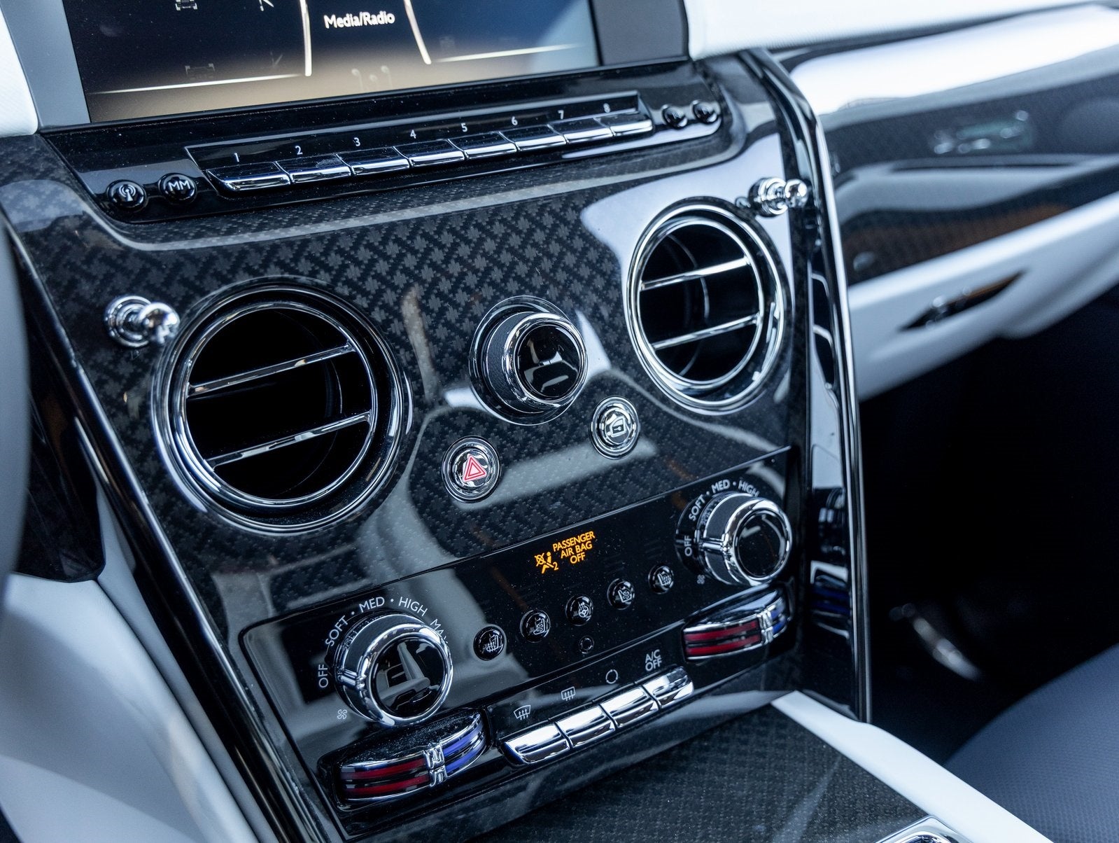 2024 Rolls-Royce Black Badge Cullinan Black Badge