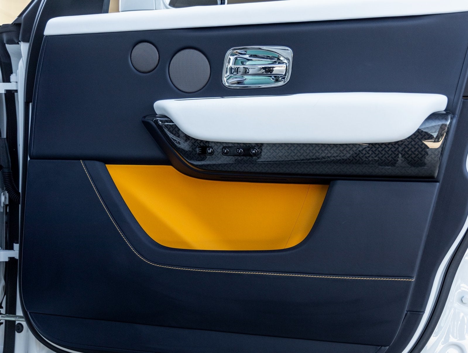 2024 Rolls-Royce Black Badge Cullinan Black Badge