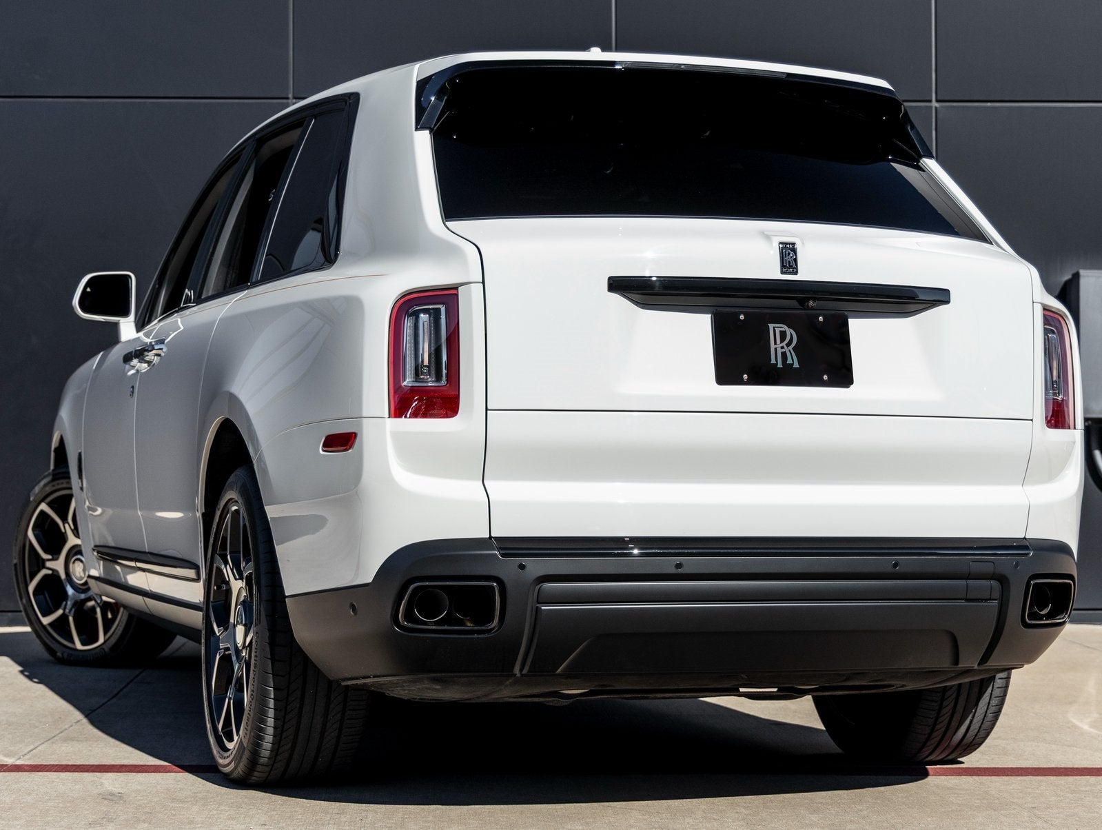 2024 Rolls-Royce Black Badge Cullinan Black Badge