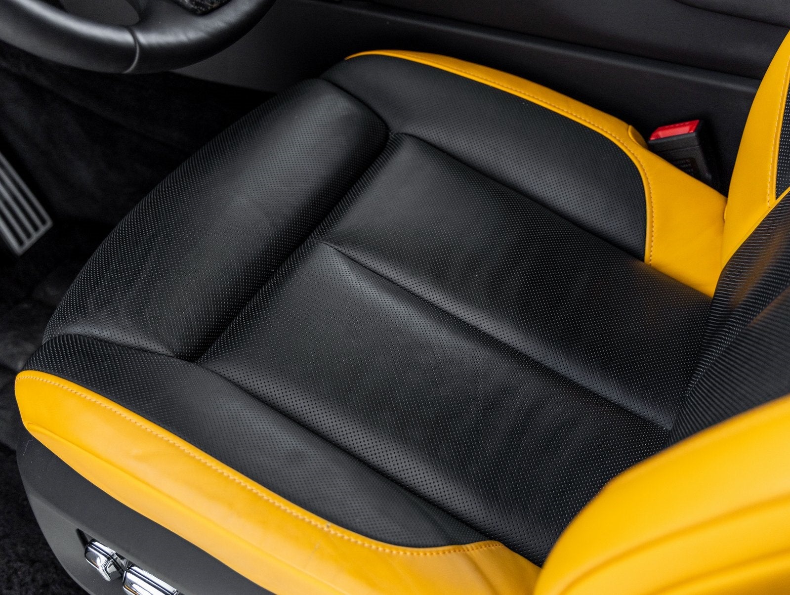 2023 Rolls-Royce Cullinan Black Badge