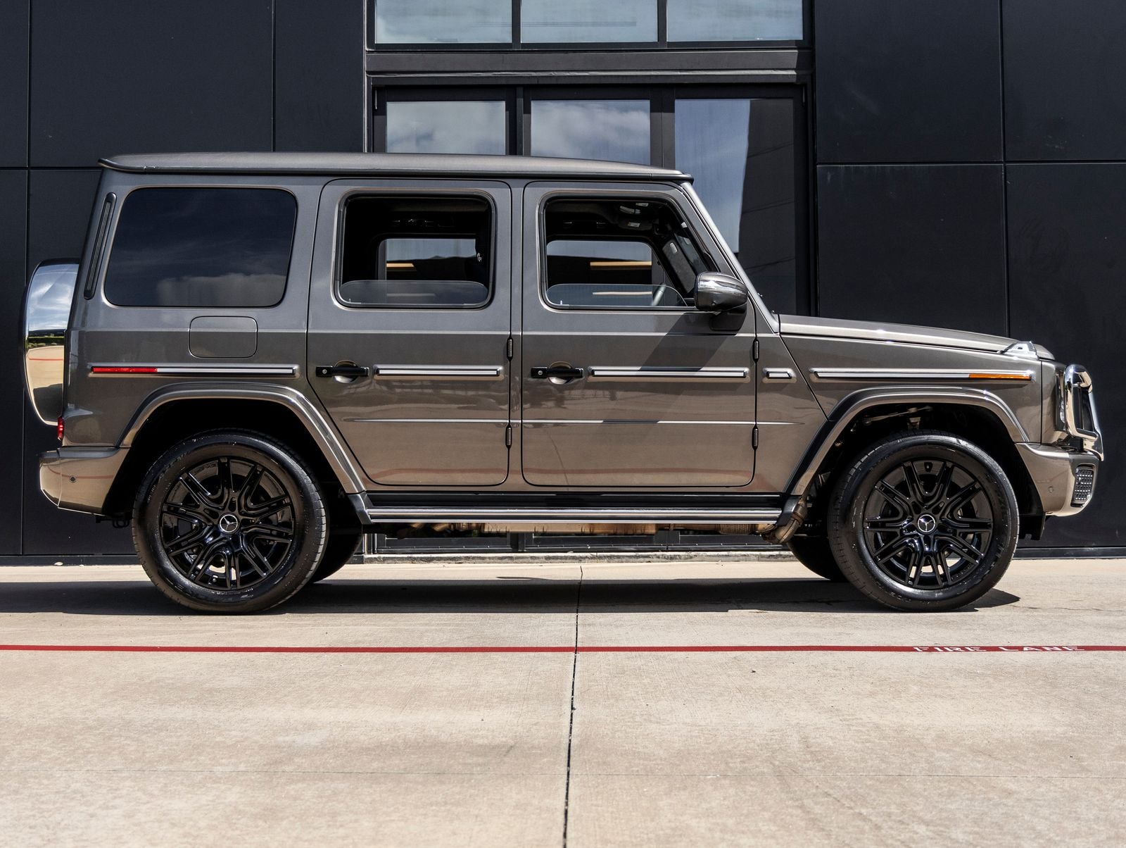 2025 Mercedes-Benz G-Class G 550