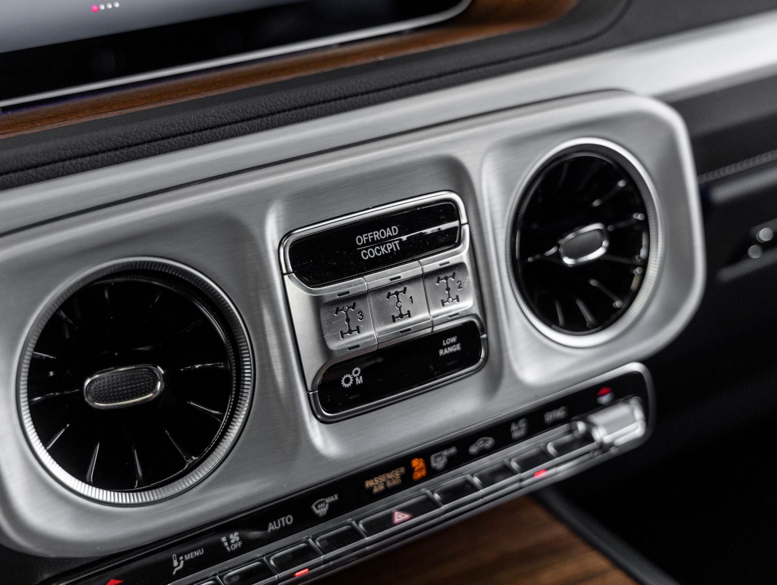 2025 Mercedes-Benz G-Class G 550