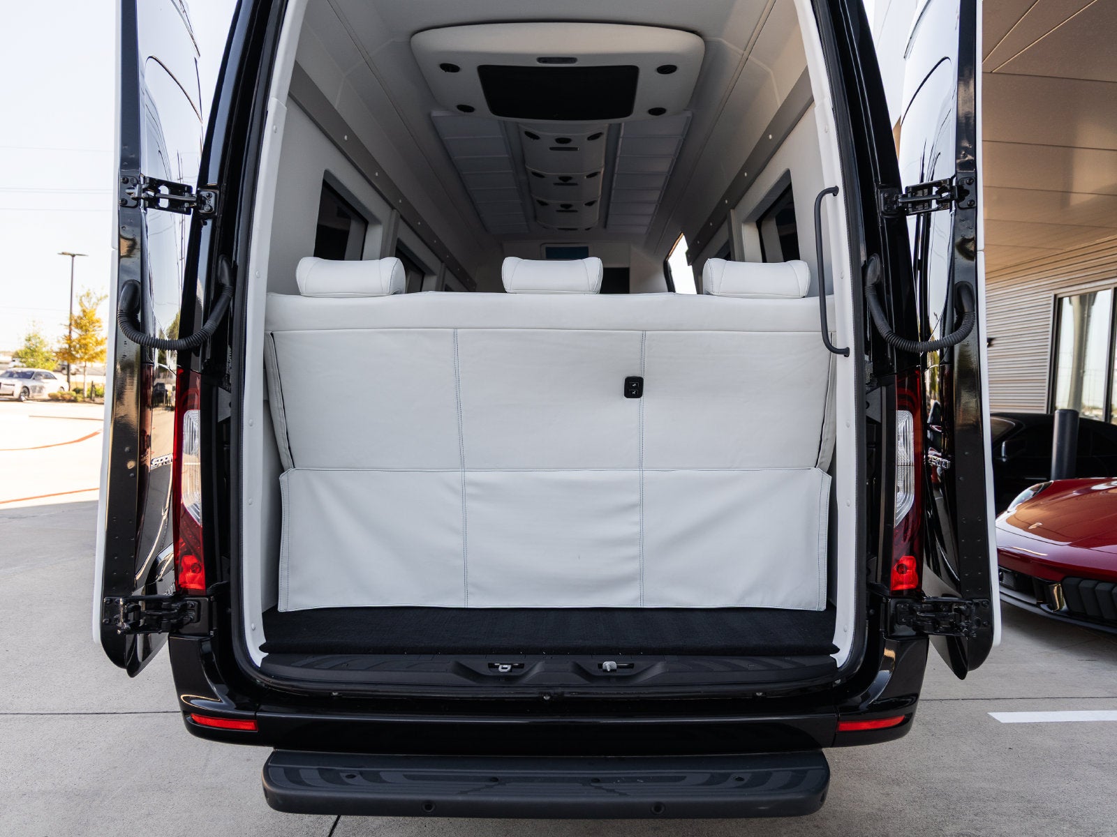 2025 Mercedes-Benz Sprinter 2500 Cargo 170 WB