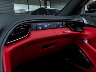 2024 Ferrari Roma Base