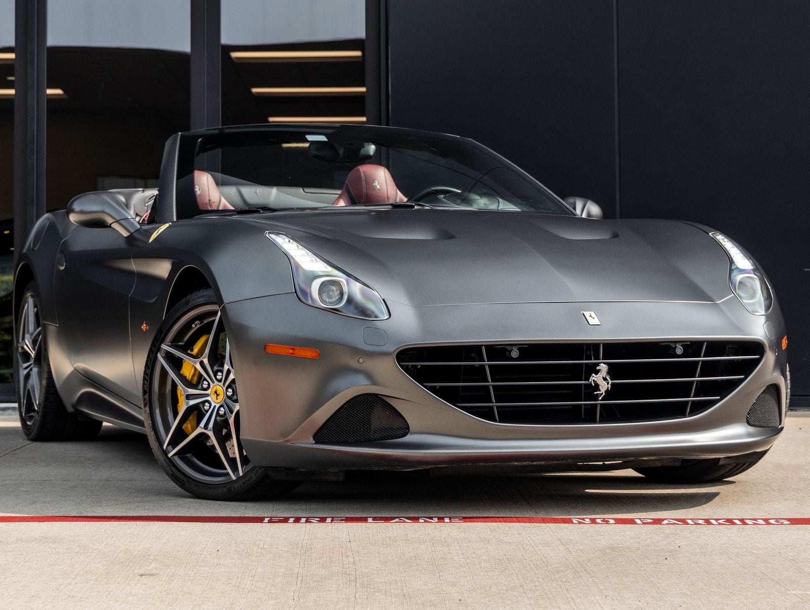 2016 Ferrari California T
