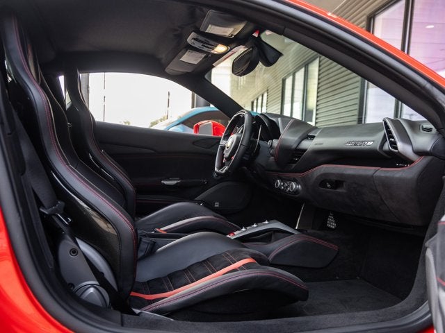 2017 Ferrari 488 GTB Base