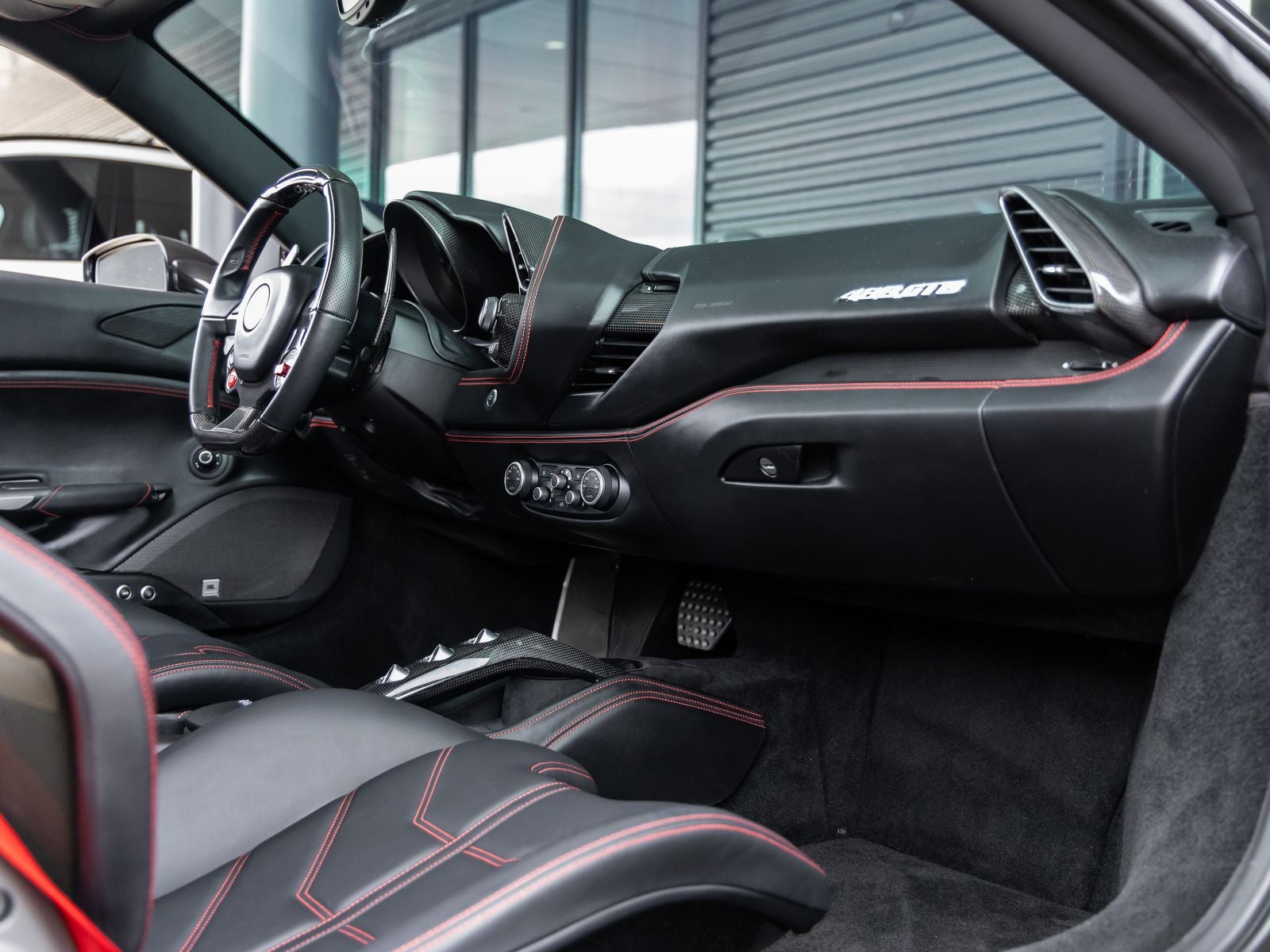 2017 Ferrari 488 GTB Base
