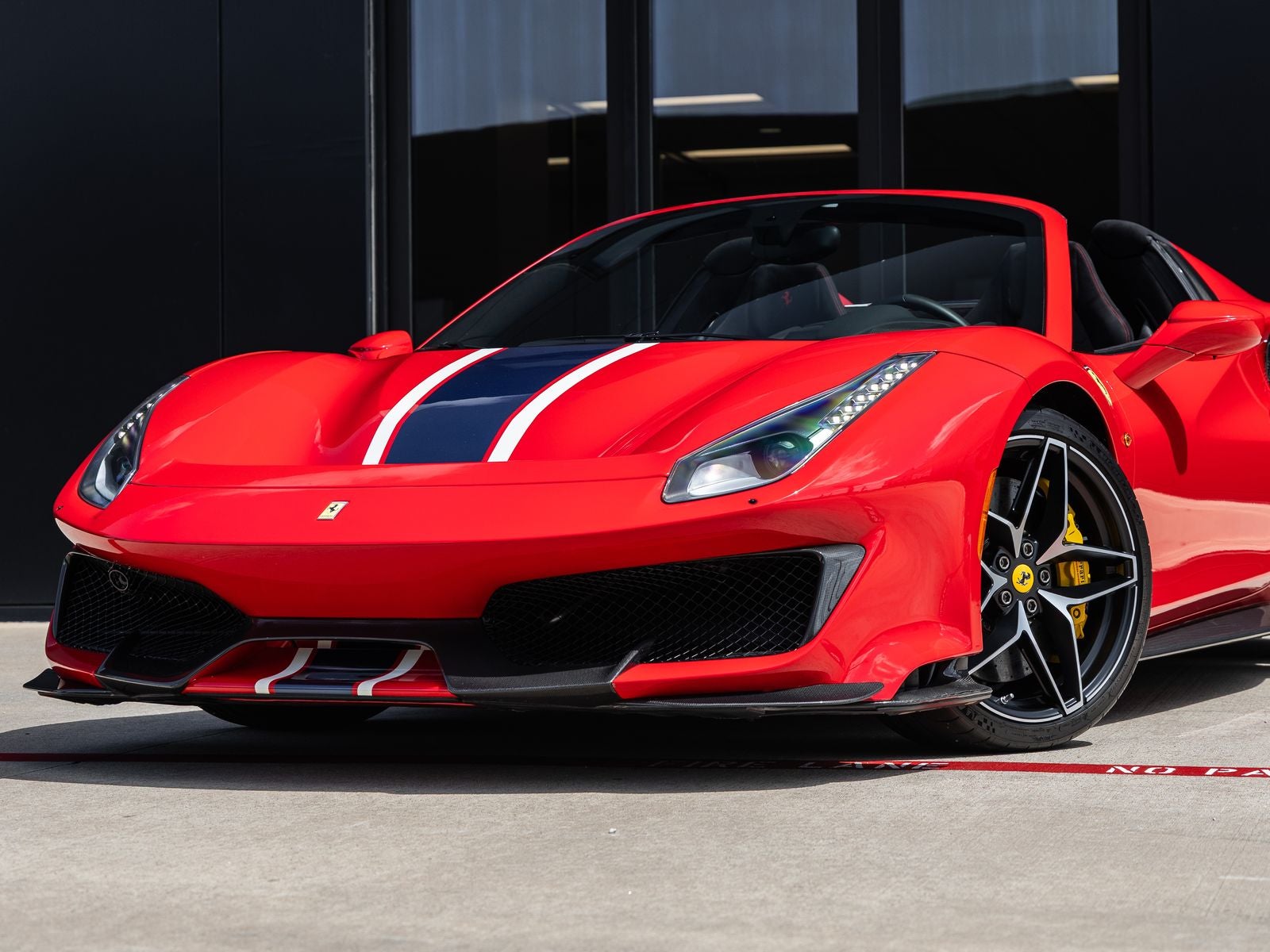 2020 Ferrari 488 Pista Base