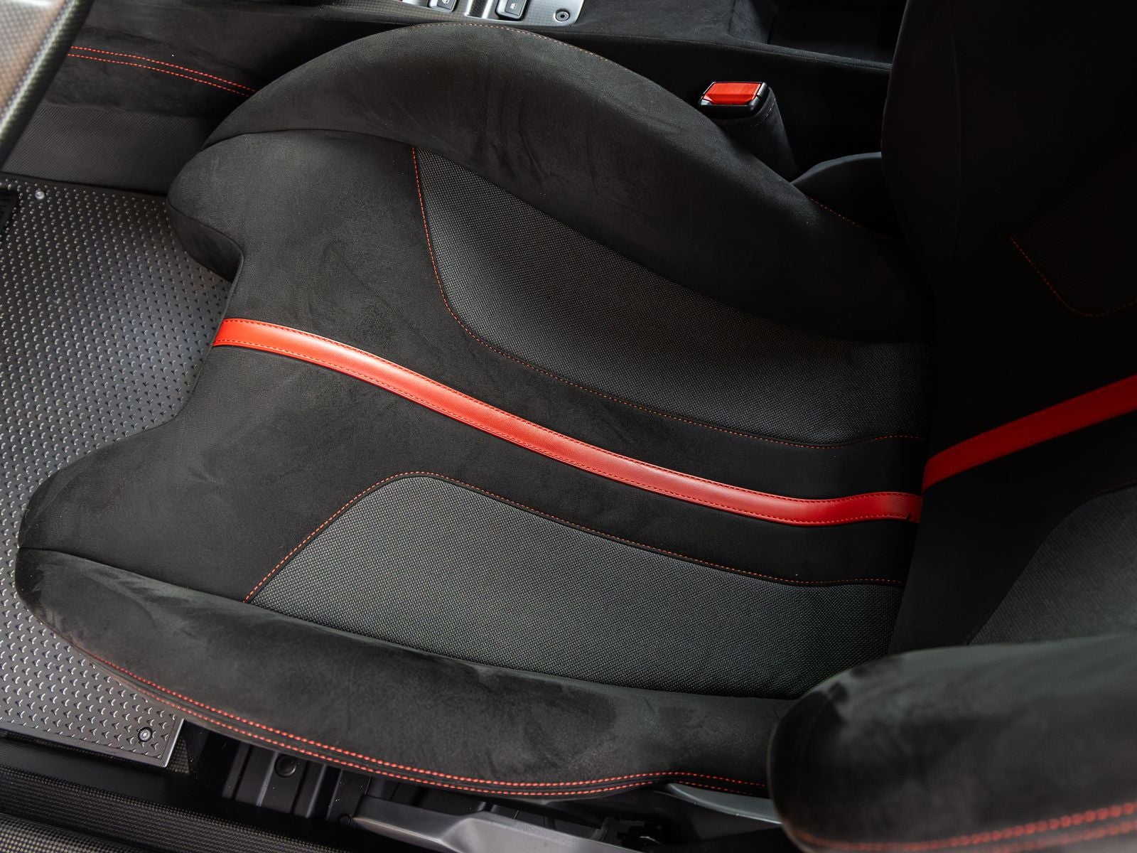 2020 Ferrari 488 Pista Base