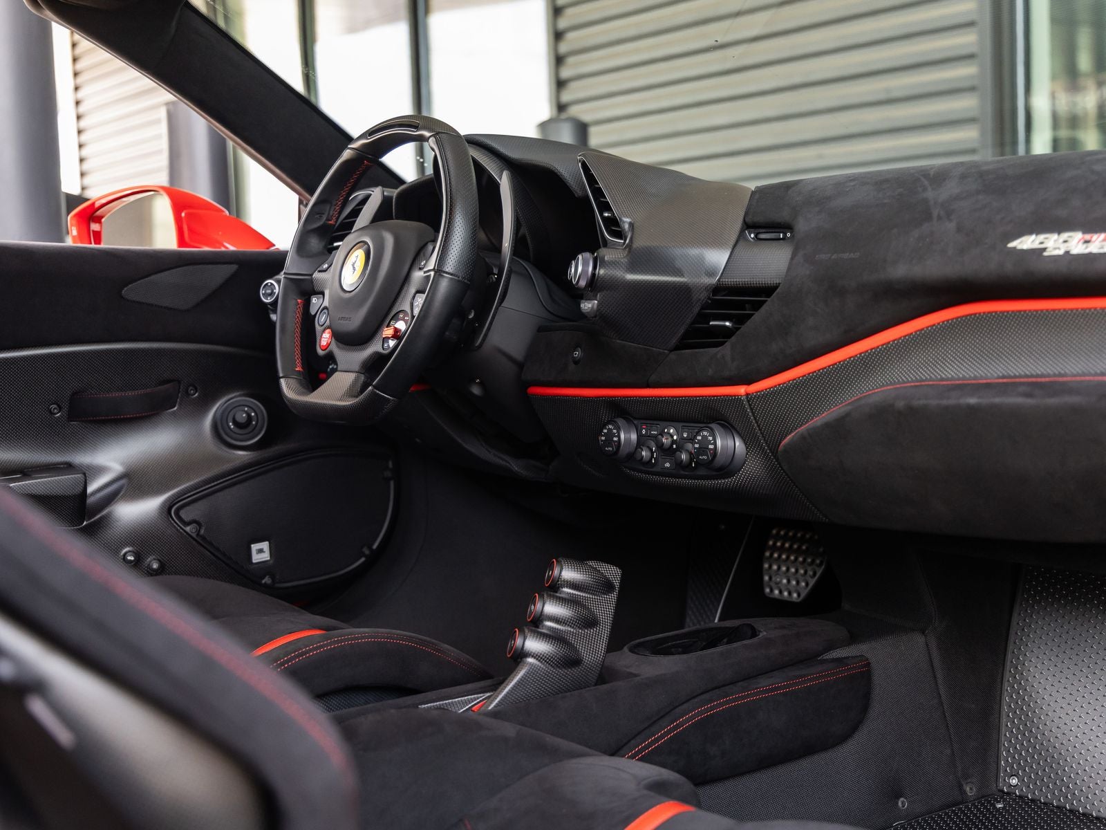 2020 Ferrari 488 Pista Base