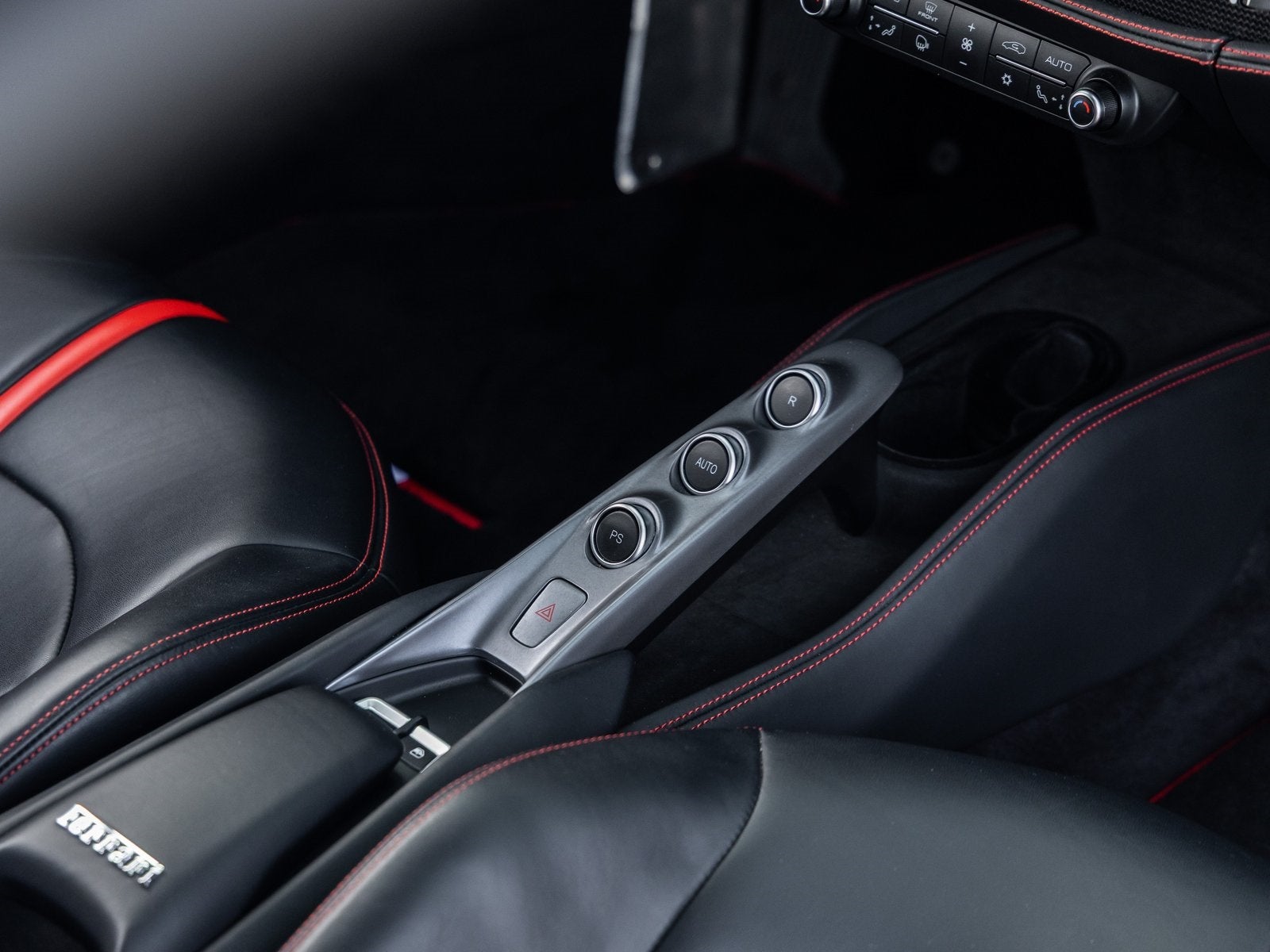 2020 Ferrari F8 Tributo Base