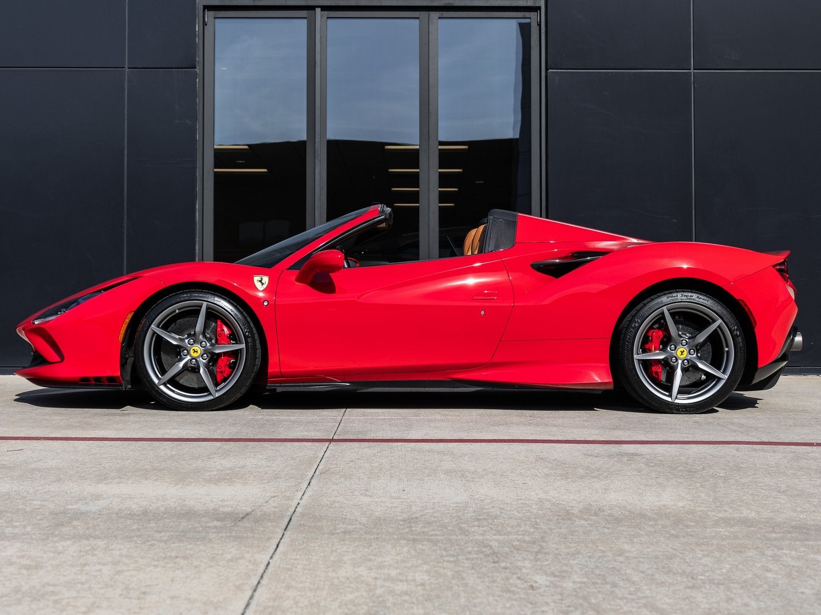 2021 Ferrari F8 Spider Base