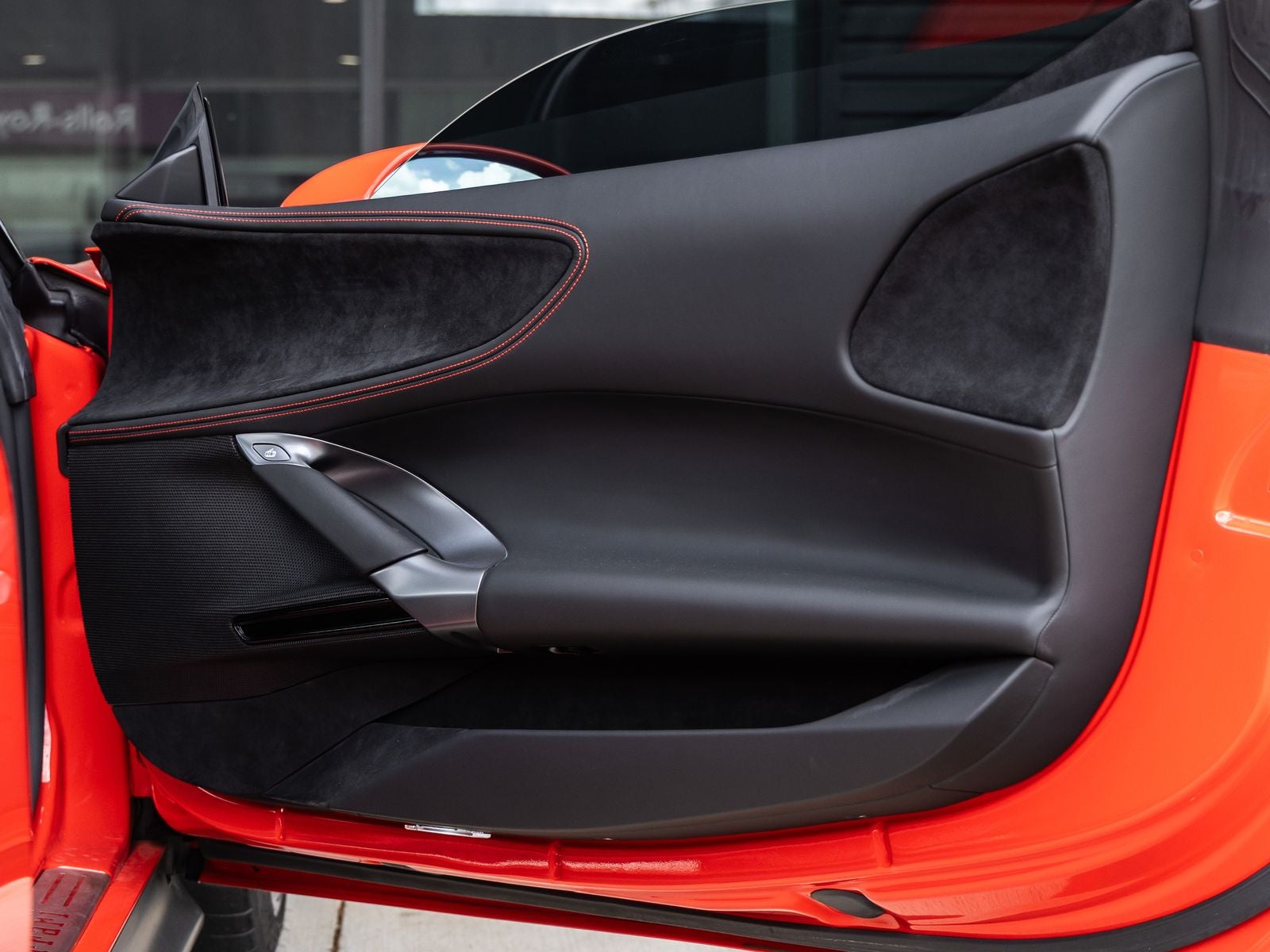 2021 Ferrari SF90 Stradale Base