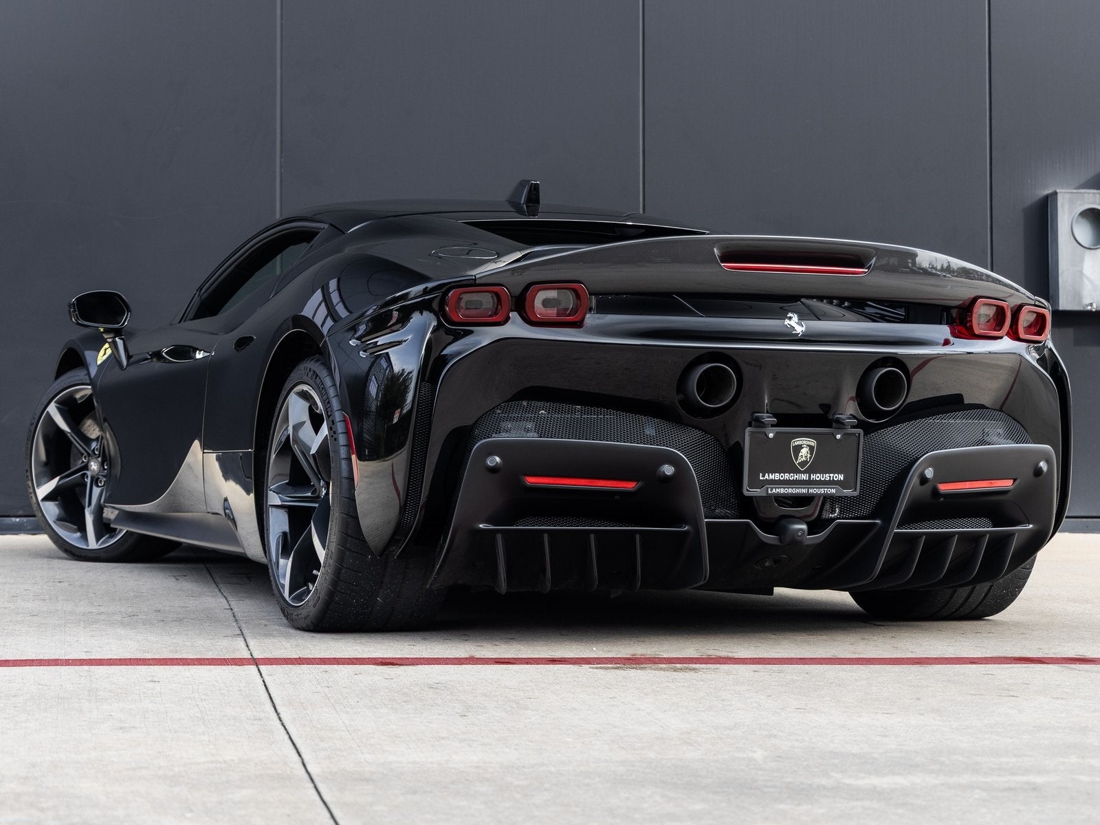 2021 Ferrari SF90 Stradale Base