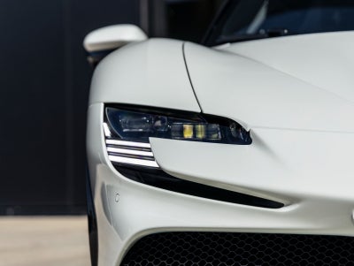 2023 Ferrari SF90 Stradale Base